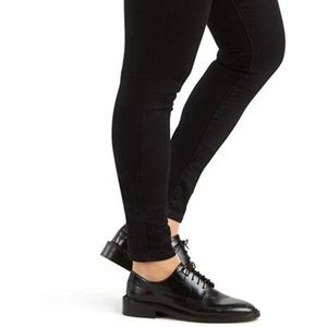 Levi’s 710 Super Skinny Jeans